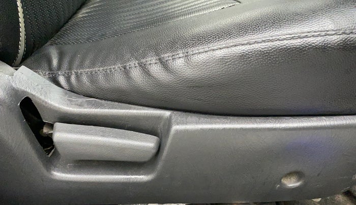 2015 Maruti Alto K10 VXI, Petrol, Manual, 49,325 km, Driver Side Adjustment Panel