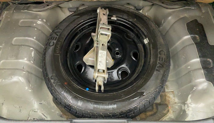 2015 Maruti Alto K10 VXI, Petrol, Manual, 49,325 km, Spare Tyre