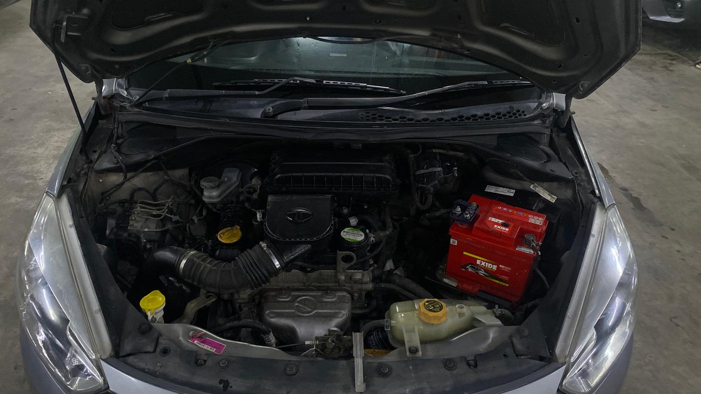 2019 Tata Tiago XT PETROL, Petrol, Manual, 72,414 km, Engine View