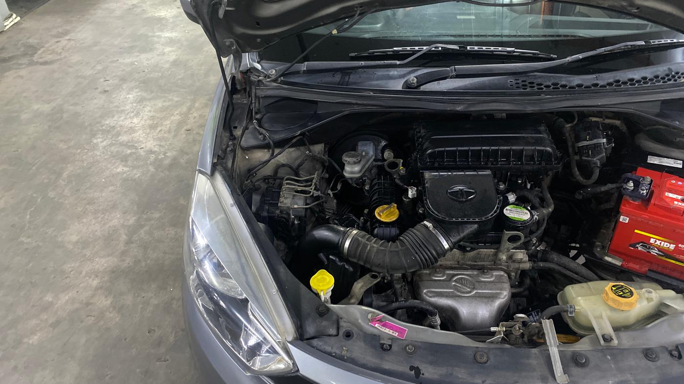 2019 Tata Tiago XT PETROL, Petrol, Manual, 72,414 km, Engine View - Right