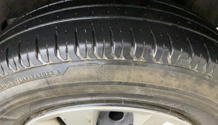 2021 Maruti Swift VXI AMT, Petrol, Automatic, 36,577 km, Left Rear Tyre Tread