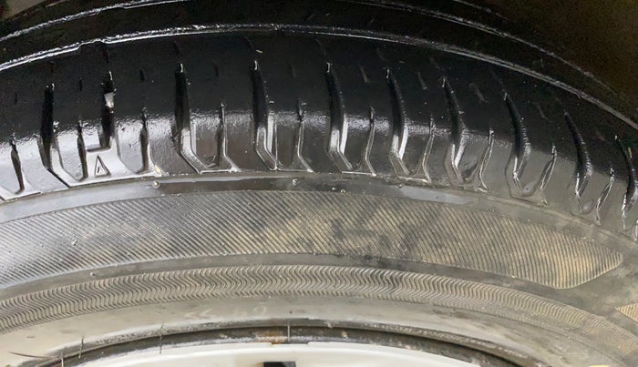 2021 Maruti Swift VXI AMT, Petrol, Automatic, 36,577 km, Left Front Tyre Tread