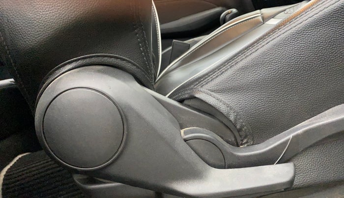 2021 Maruti Swift VXI AMT, Petrol, Automatic, 36,577 km, Driver Side Adjustment Panel