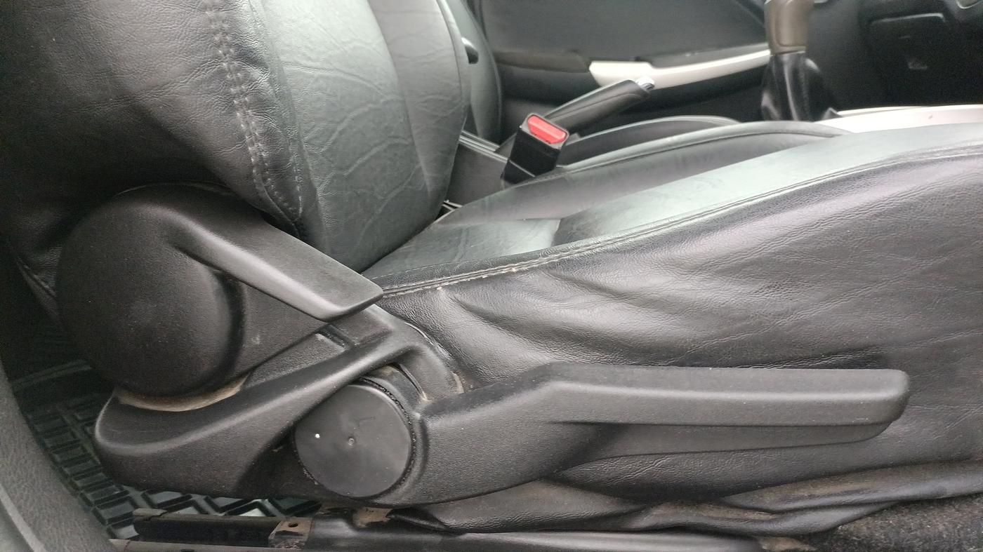 2016 Maruti Baleno ZETA PETROL 1.2, Petrol, Manual, 71,531 km, Driver Side Adjustment Panel