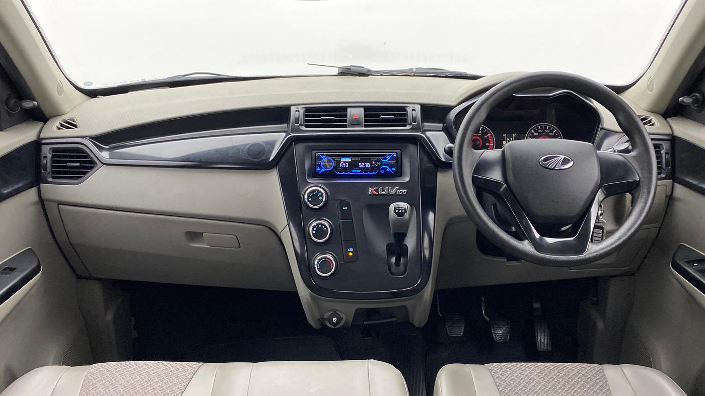 2017 Mahindra Kuv100 K4 6 STR, Petrol, Manual, 48,413 km, Dashboard