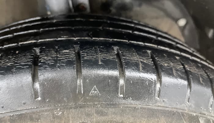 2019 Maruti Baleno ZETA PETROL 1.2, Petrol, Manual, 48,440 km, Right Front Tyre Tread