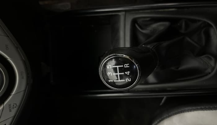 2019 Maruti Baleno ZETA PETROL 1.2, Petrol, Manual, 48,440 km, Gear Lever