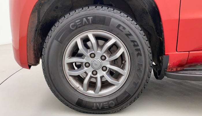 2018 Mahindra TUV300 T10, Diesel, Manual, 50,731 km, Left Front Wheel