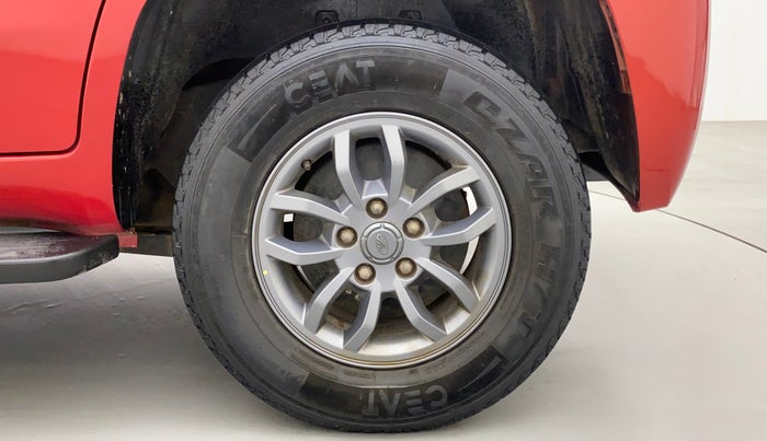 2018 Mahindra TUV300 T10, Diesel, Manual, 50,731 km, Left Rear Wheel