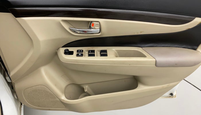 2017 Maruti Ciaz VDI+ SHVS, Diesel, Manual, 69,415 km, Driver Side Door Panels Control