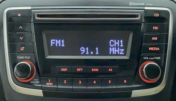 2017 Maruti Ciaz VDI+ SHVS, Diesel, Manual, 69,415 km, Infotainment System
