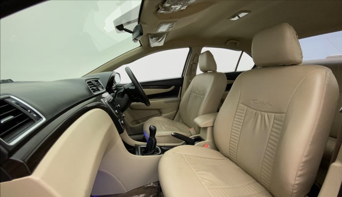 2017 Maruti Ciaz VDI+ SHVS, Diesel, Manual, 69,415 km, Right Side Front Door Cabin