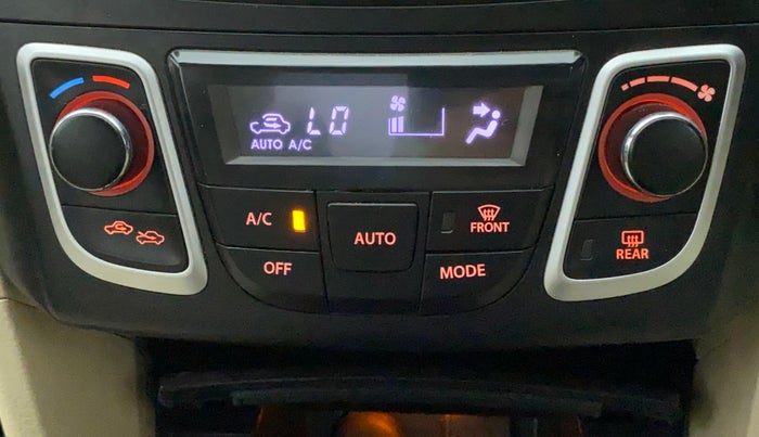 2017 Maruti Ciaz VDI+ SHVS, Diesel, Manual, 69,415 km, Automatic Climate Control