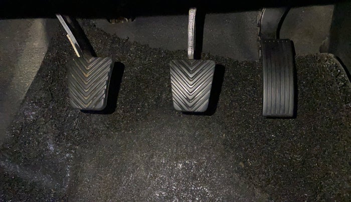 2019 Hyundai VENUE SX 1.4 CRDI, Diesel, Manual, 1,32,156 km, Pedals