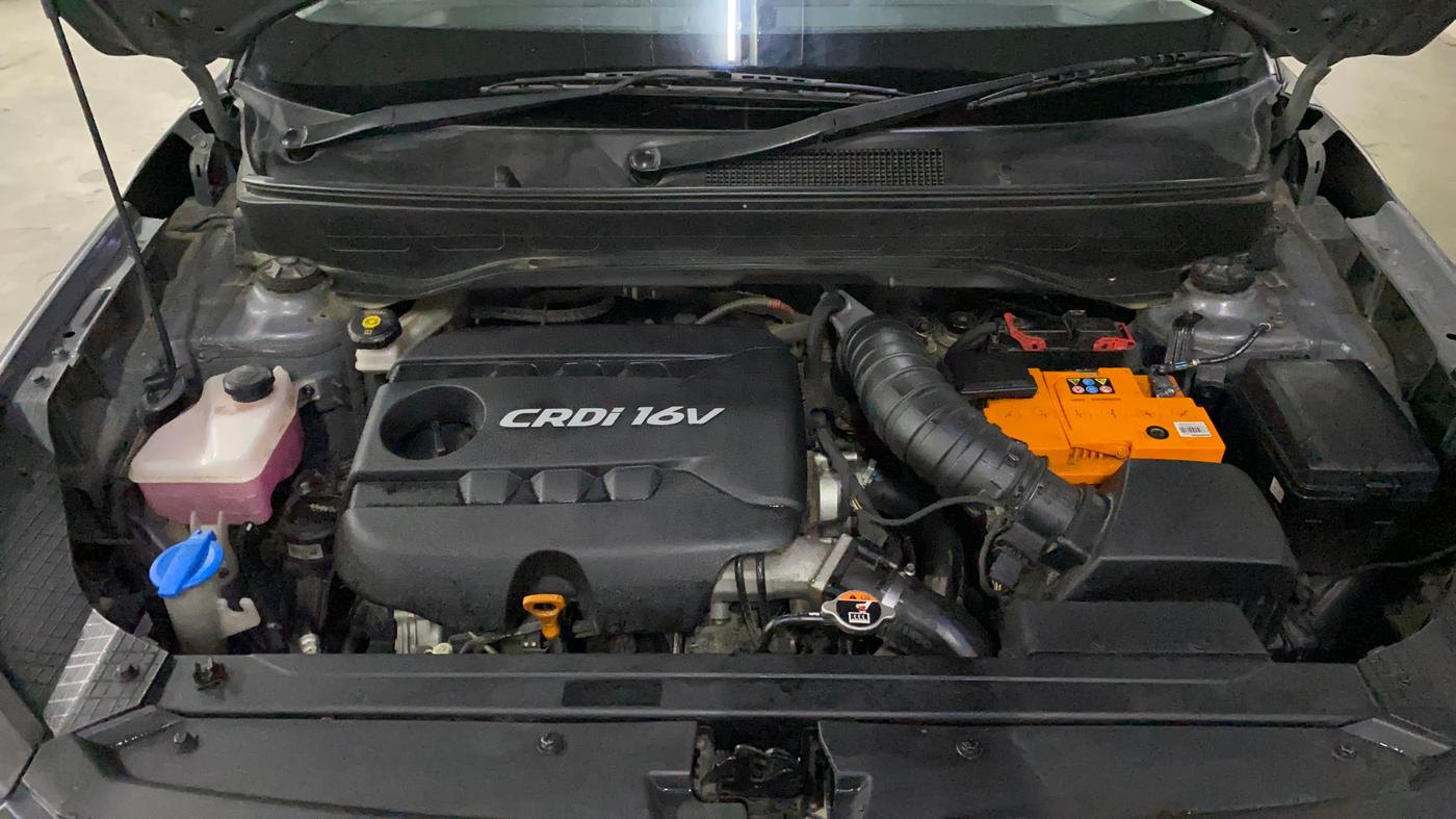 2019 Hyundai VENUE SX 1.4 CRDI, Diesel, Manual, 1,30,519 km, Engine View