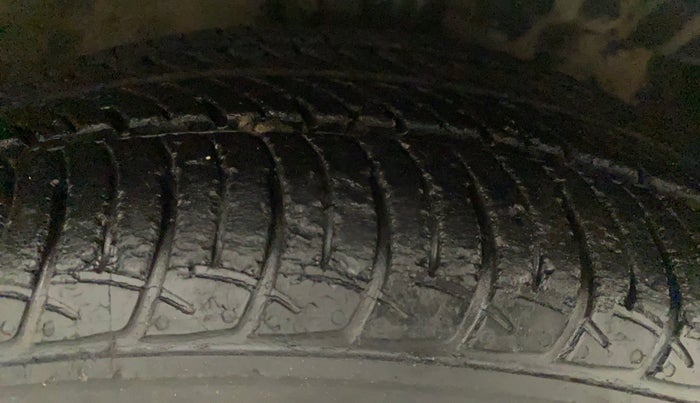 2017 Maruti Celerio ZXI, Petrol, Manual, 27,882 km, Right Rear Tyre Tread
