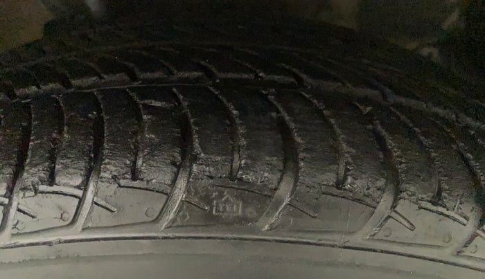 2017 Maruti Celerio ZXI, Petrol, Manual, 27,882 km, Left Front Tyre Tread
