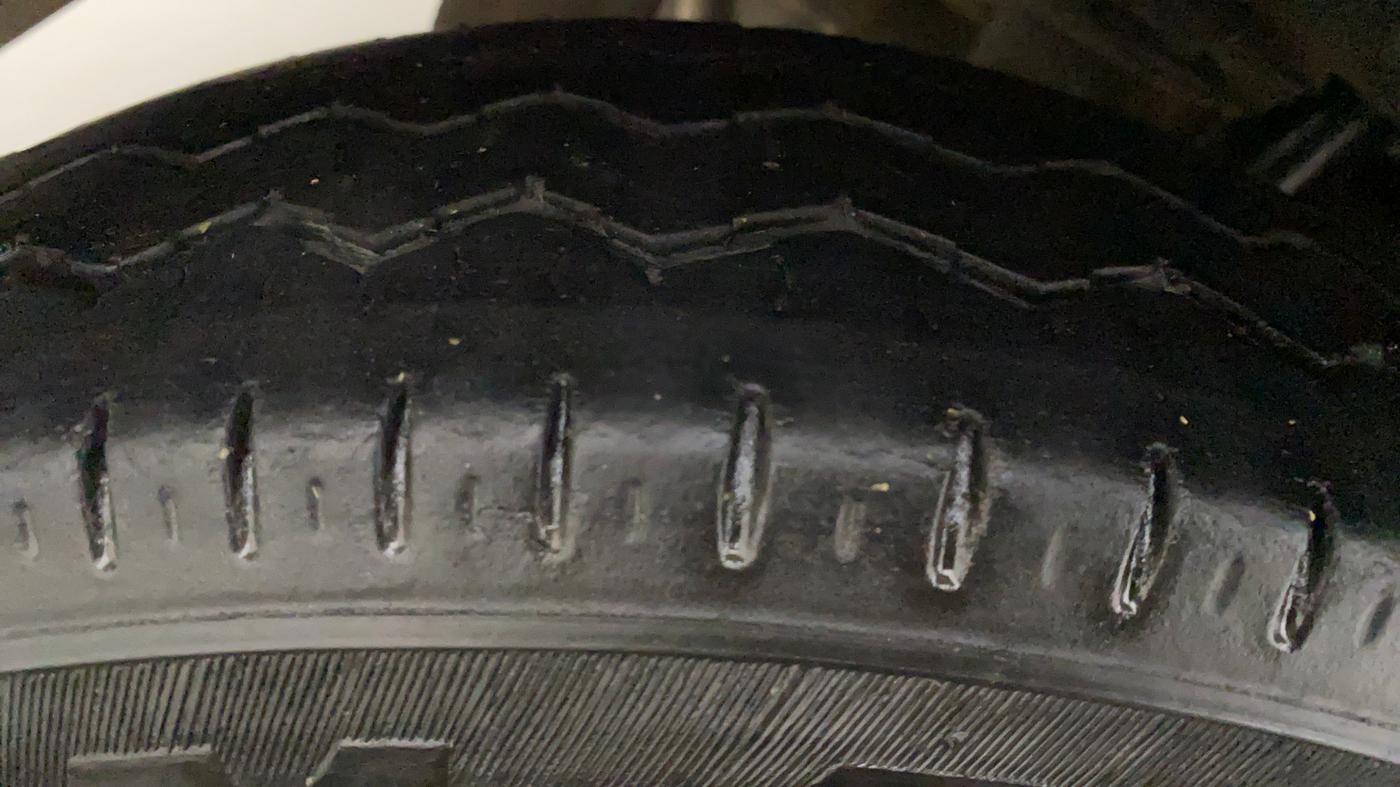 2013 Maruti Alto 800 LXI, Petrol, Manual, 63,239 km, Right Rear Tyre Tread