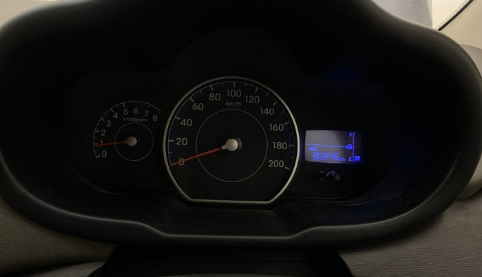 2014 Hyundai i10 SPORTZ 1.1, Petrol, Manual, 30,245 km, Odometer Image