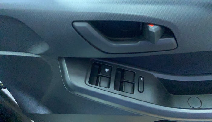 2023 Tata TIAGO NRG XT MT, Petrol, Manual, 2,833 km, Driver Side Door Panels Control