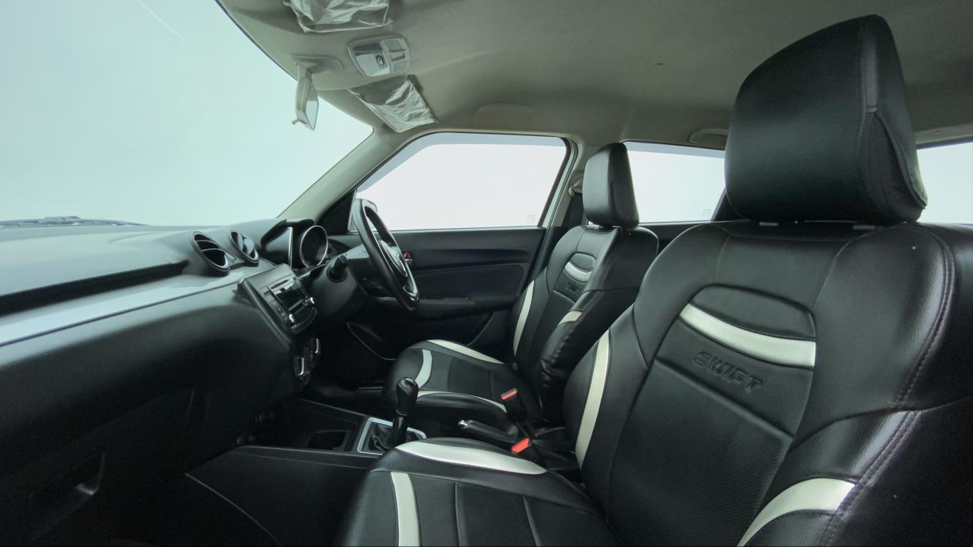 2019 Maruti Swift VXI, Petrol, Manual, 25,552 km, Right Side Front Door Cabin