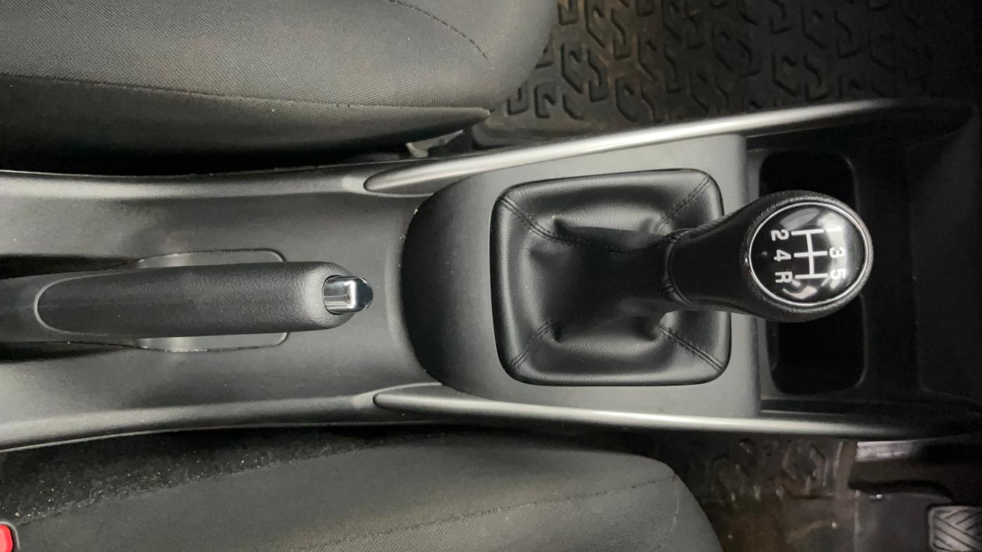 2023 Maruti Baleno ZETA PETROL 1.2, Petrol, Manual, 37,348 km, Gear Lever