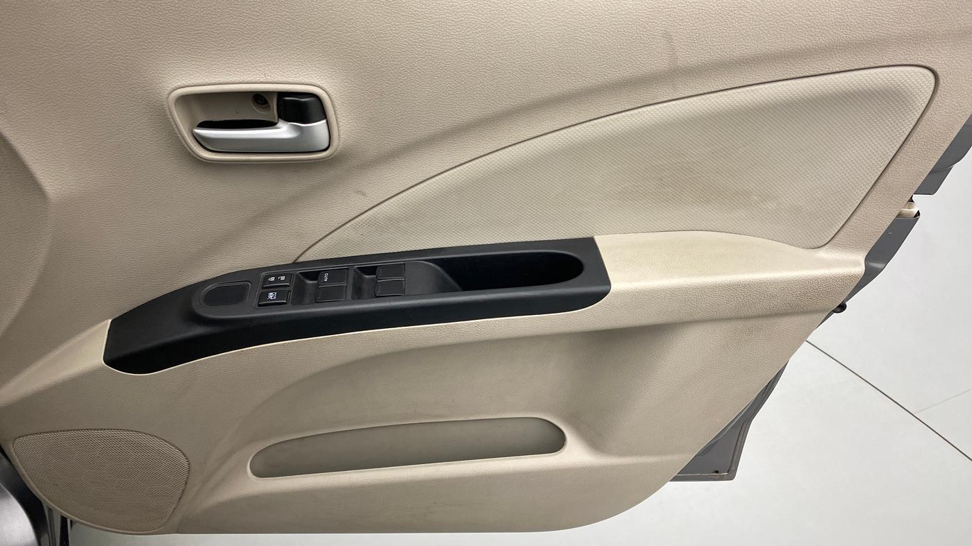 2019 Maruti Celerio VXI CNG OPT, CNG, Manual, 46,196 km, Driver Side Door Panels Control