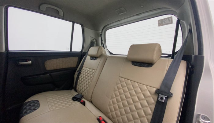 2017 Maruti Wagon R 1.0 VXI, Petrol, Manual, 39,121 km, Right Side Rear Door Cabin