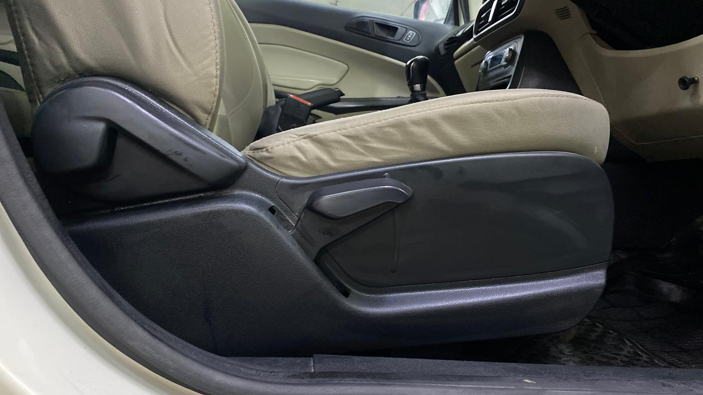 2021 Ford Ecosport TREND 1.5L DIESEL, Diesel, Manual, 90,706 km, Driver Side Adjustment Panel