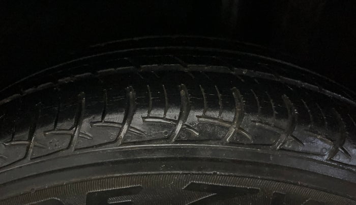 2018 Maruti Baleno DELTA PETROL 1.2, Petrol, Manual, 31,363 km, Left Rear Tyre Tread