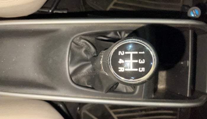 2018 Maruti Baleno DELTA PETROL 1.2, Petrol, Manual, 31,363 km, Gear Lever