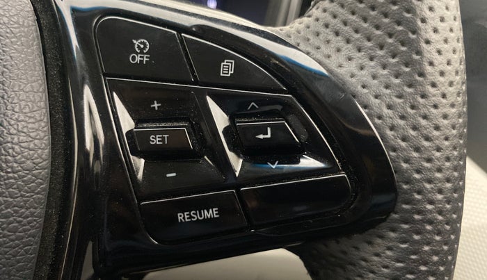 2024 Mahindra XUV 3XO AX5 1.2 L TCMPFi, Petrol, Manual, 5,026 km, Adaptive Cruise Control