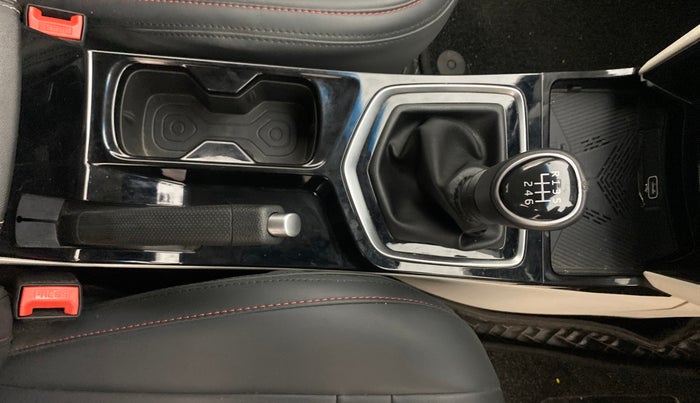 2024 Mahindra XUV 3XO AX5 1.2 L TCMPFi, Petrol, Manual, 5,026 km, Gear Lever