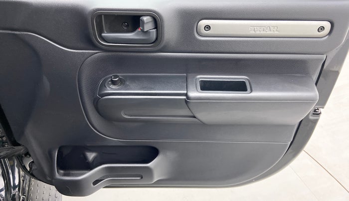 2023 Mahindra Thar LX P 2WD AT HT, Petrol, Automatic, 3,969 km, Driver Side Door Panels Control