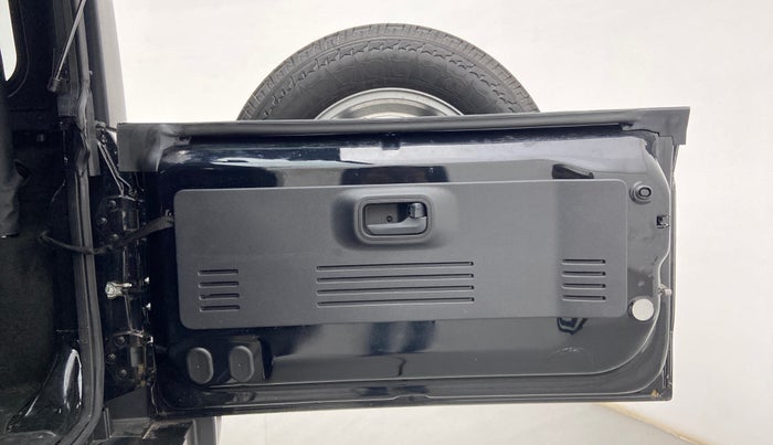 2023 Mahindra Thar LX P 2WD AT HT, Petrol, Automatic, 3,969 km, Boot Door Open
