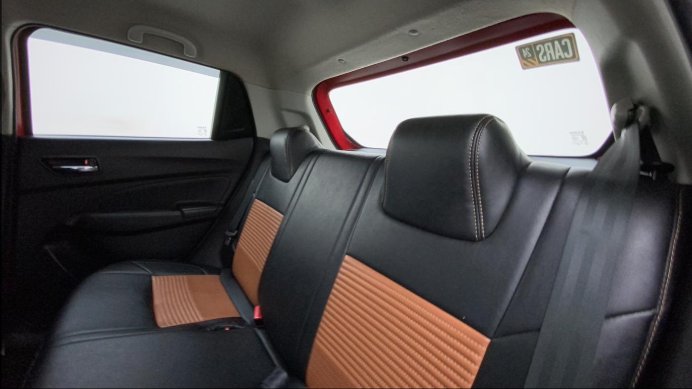 2018 Maruti Swift VXI AMT, Petrol, Automatic, 39,109 km, Right Side Rear Door Cabin