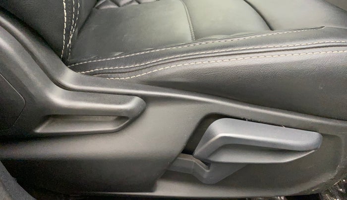 2021 Tata Tiago XZ PETROL, Petrol, Manual, 86,736 km, Driver Side Adjustment Panel