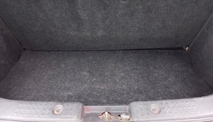 2011 Maruti Swift VXI D, Petrol, Manual, 50,977 km, Boot Inside
