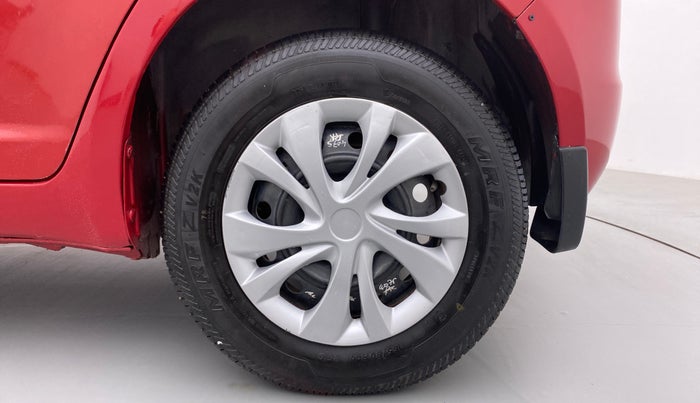 2011 Maruti Swift VXI D, Petrol, Manual, 50,977 km, Left Rear Wheel