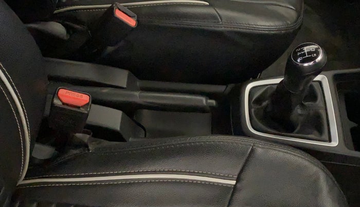 2019 Maruti Swift LXI, Petrol, Manual, 83,929 km, Gear Lever