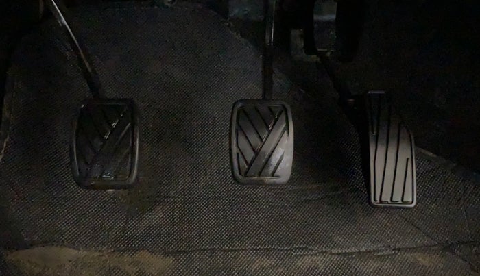 2019 Maruti Swift LXI, Petrol, Manual, 83,929 km, Pedals