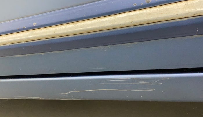 2016 Maruti Baleno DELTA PETROL 1.2, Petrol, Manual, 68,242 km, Left running board - Minor scratches