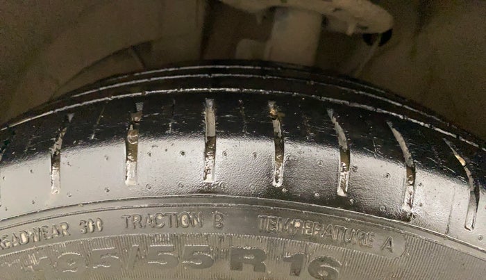 2020 Maruti Baleno ZETA PETROL 1.2, Petrol, Manual, 35,835 km, Left Front Tyre Tread