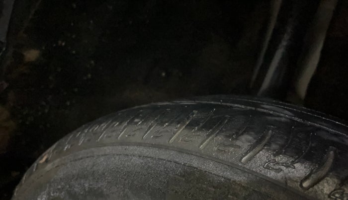 2020 Maruti Vitara Brezza VXI, Petrol, Manual, 84,775 km, Right Rear Tyre Tread