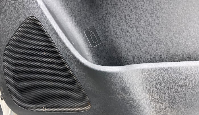 2017 Maruti IGNIS SIGMA 1.2, Petrol, Manual, 64,075 km, Speaker