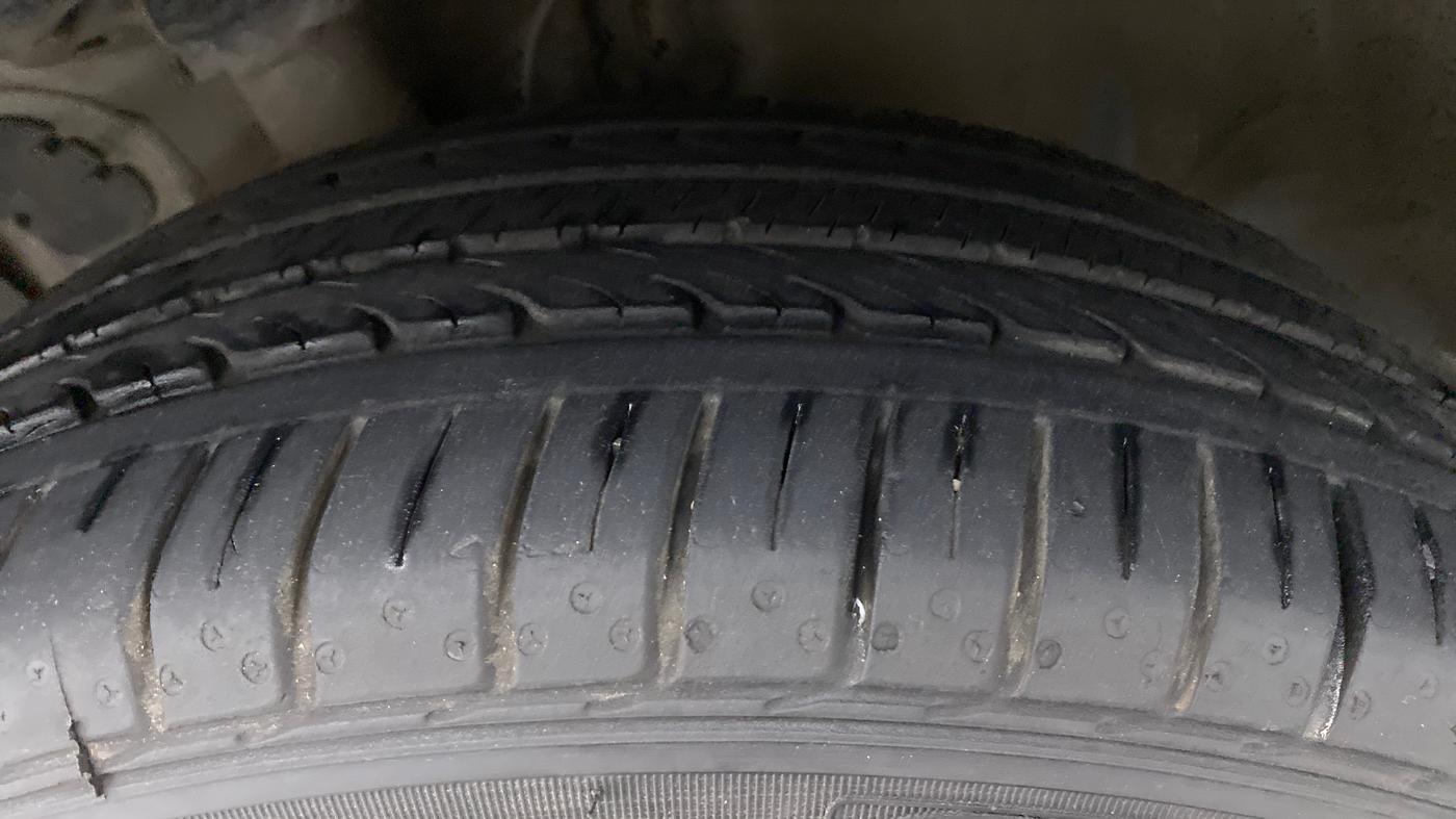 2015 Hyundai i20 Active 1.2 SX, Petrol, Manual, 69,033 km, Left Front Tyre Tread