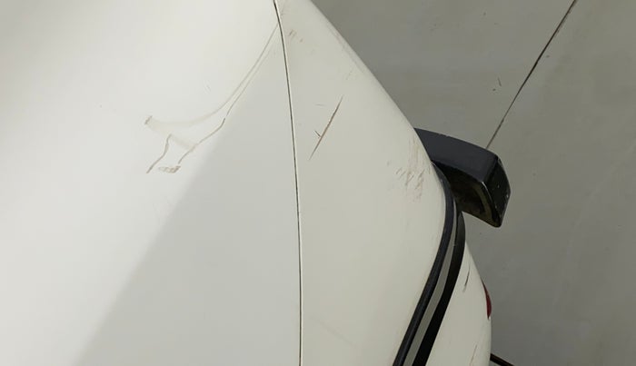 2017 Toyota Innova Crysta 2.8 ZX AT 7 STR, Diesel, Automatic, 92,722 km, Rear bumper - Minor scratches