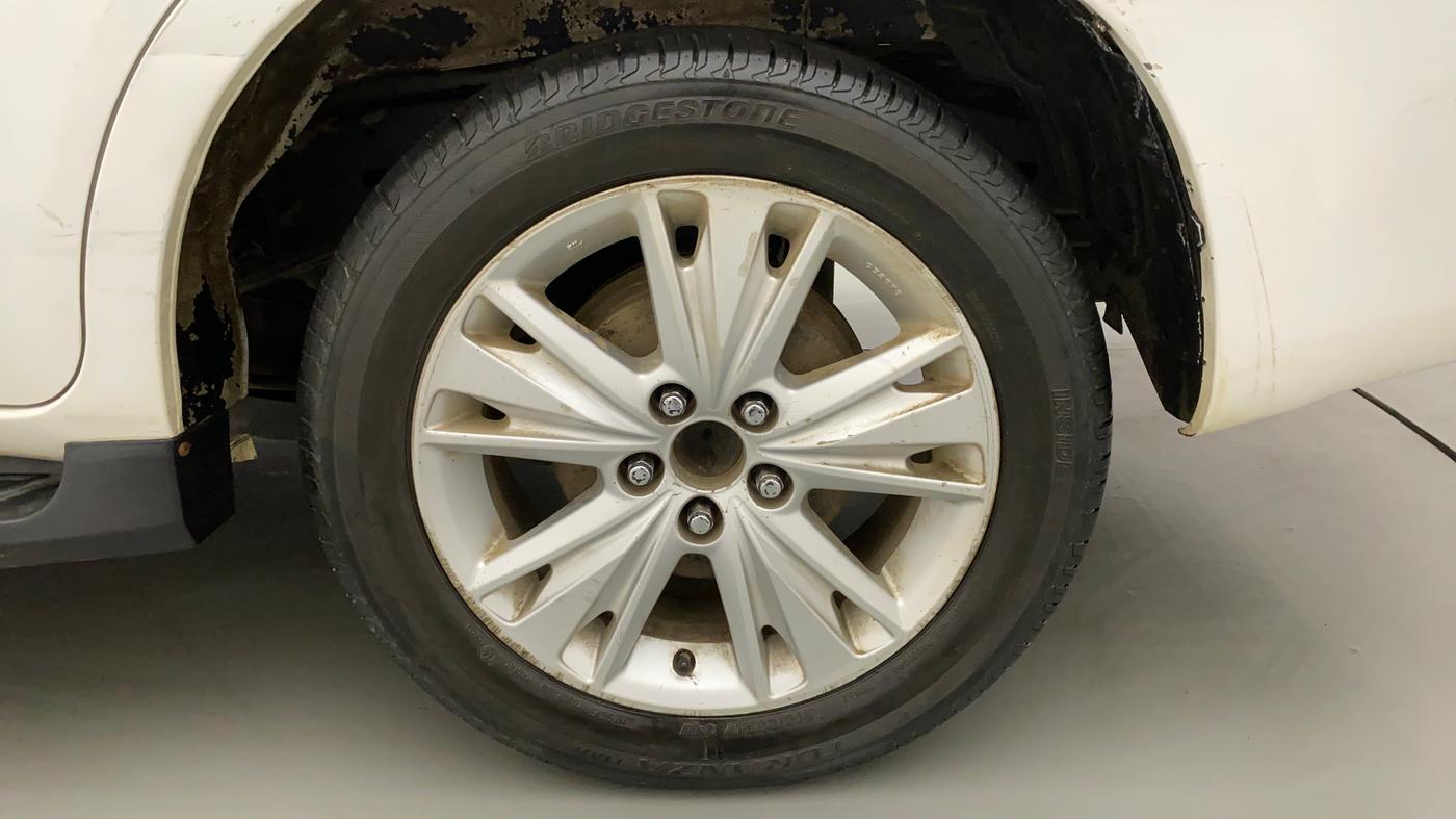2017 Toyota Innova Crysta 2.8 ZX AT 7 STR, Diesel, Automatic, 92,722 km, Left Rear Wheel