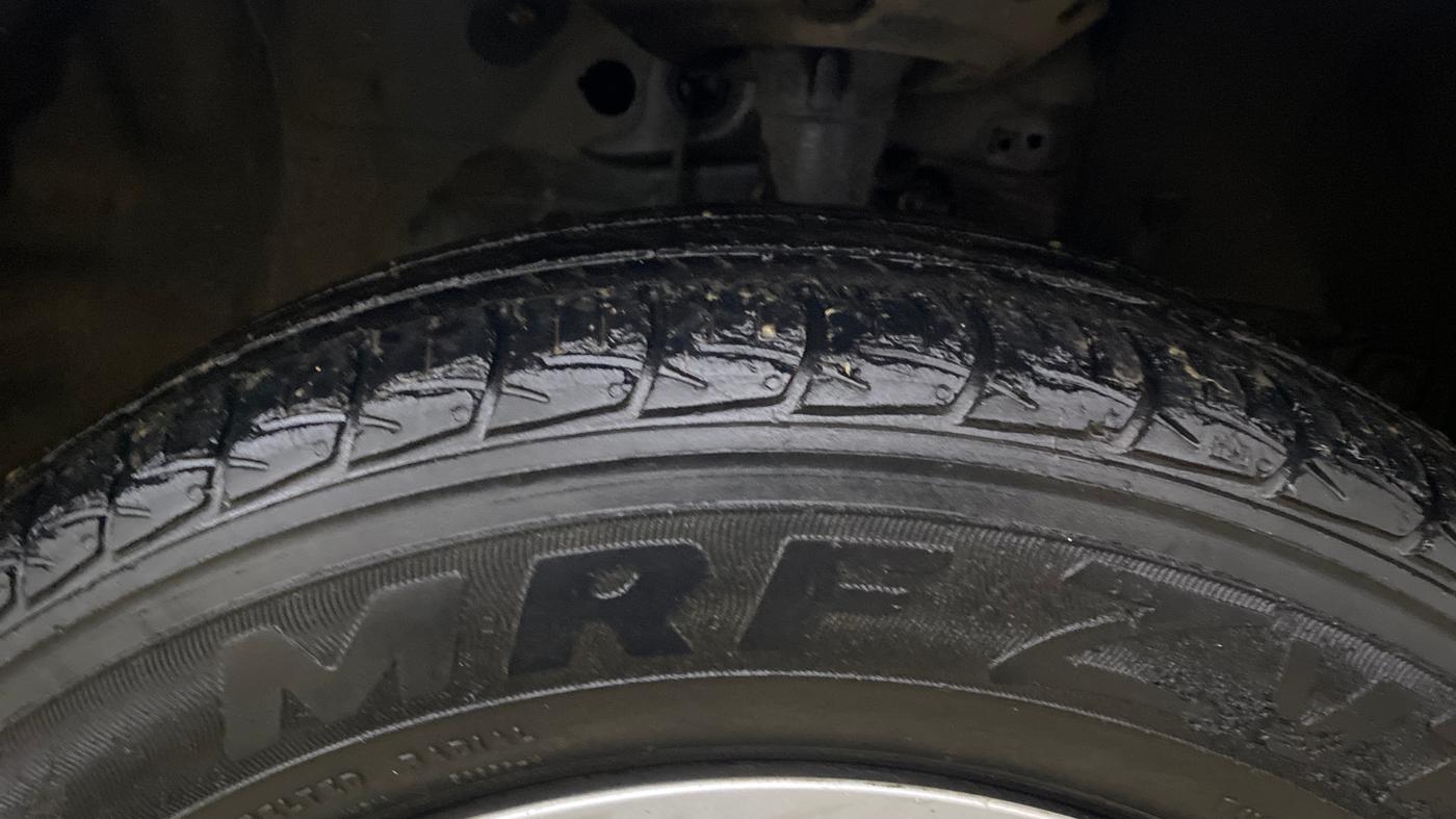 2015 Honda Brio S MT, Petrol, Manual, 51,551 km, Right Front Tyre Tread