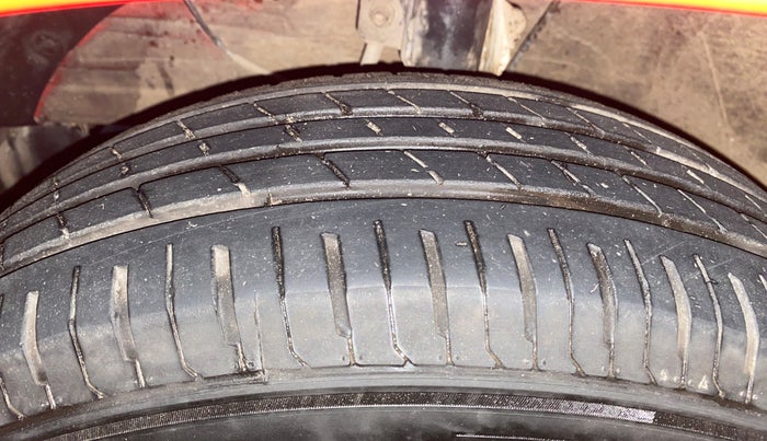 2021 Maruti Swift ZXI PLUS, Petrol, Manual, 47,978 km, Left Front Tyre Tread
